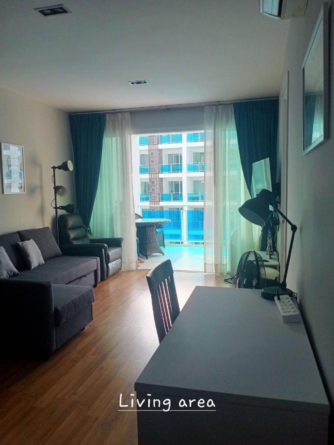 Light, Airy, Pool Views 2 Bed 2 Bath, Free Wifi, Elect Leilighet